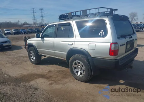 2000 Toyota 4Runner Sr5 V6 from USA, damaged, VIN JT3HN86R9Y0289582
